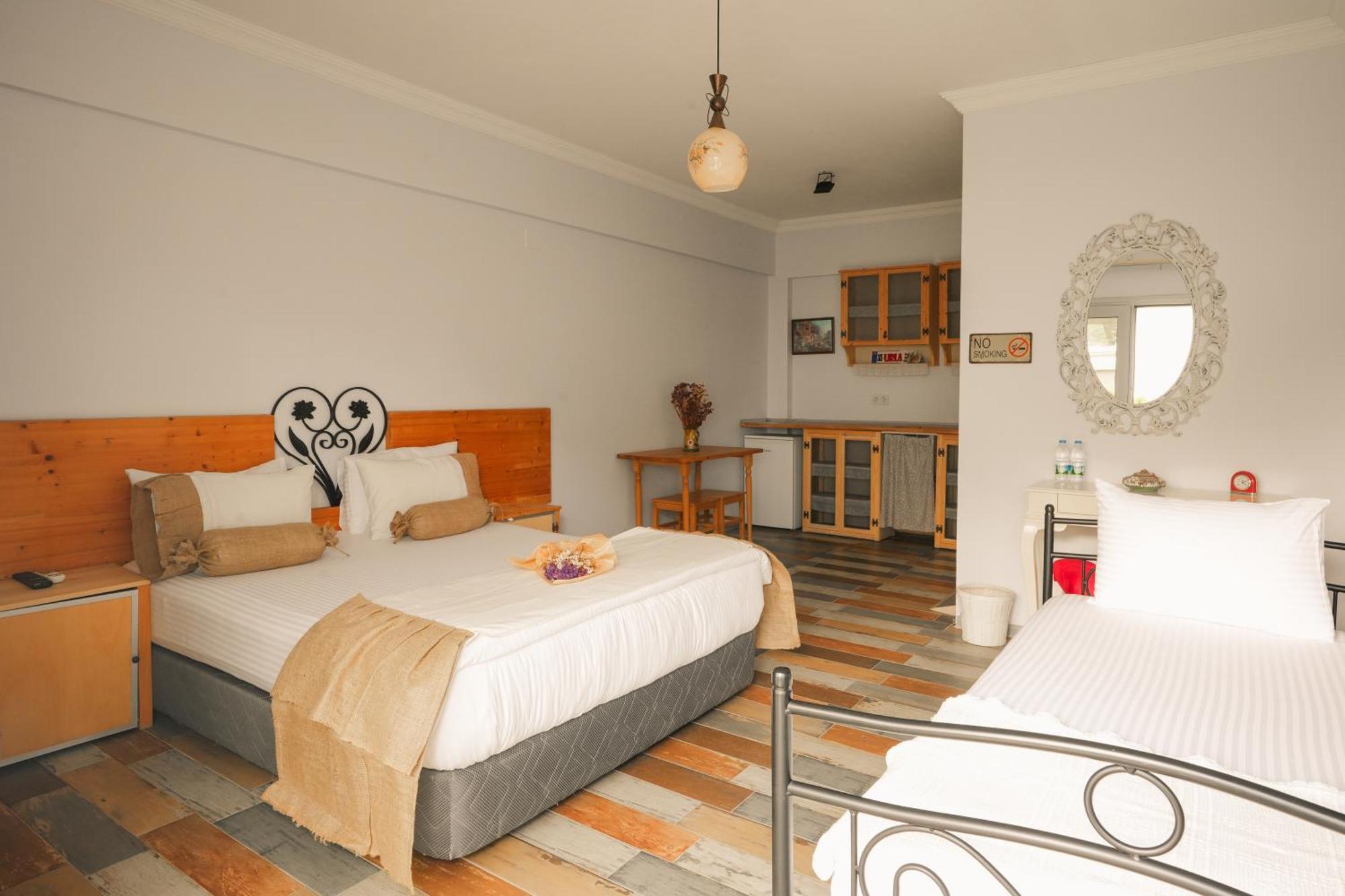 La Vida Otel Urla Eksteriør billede