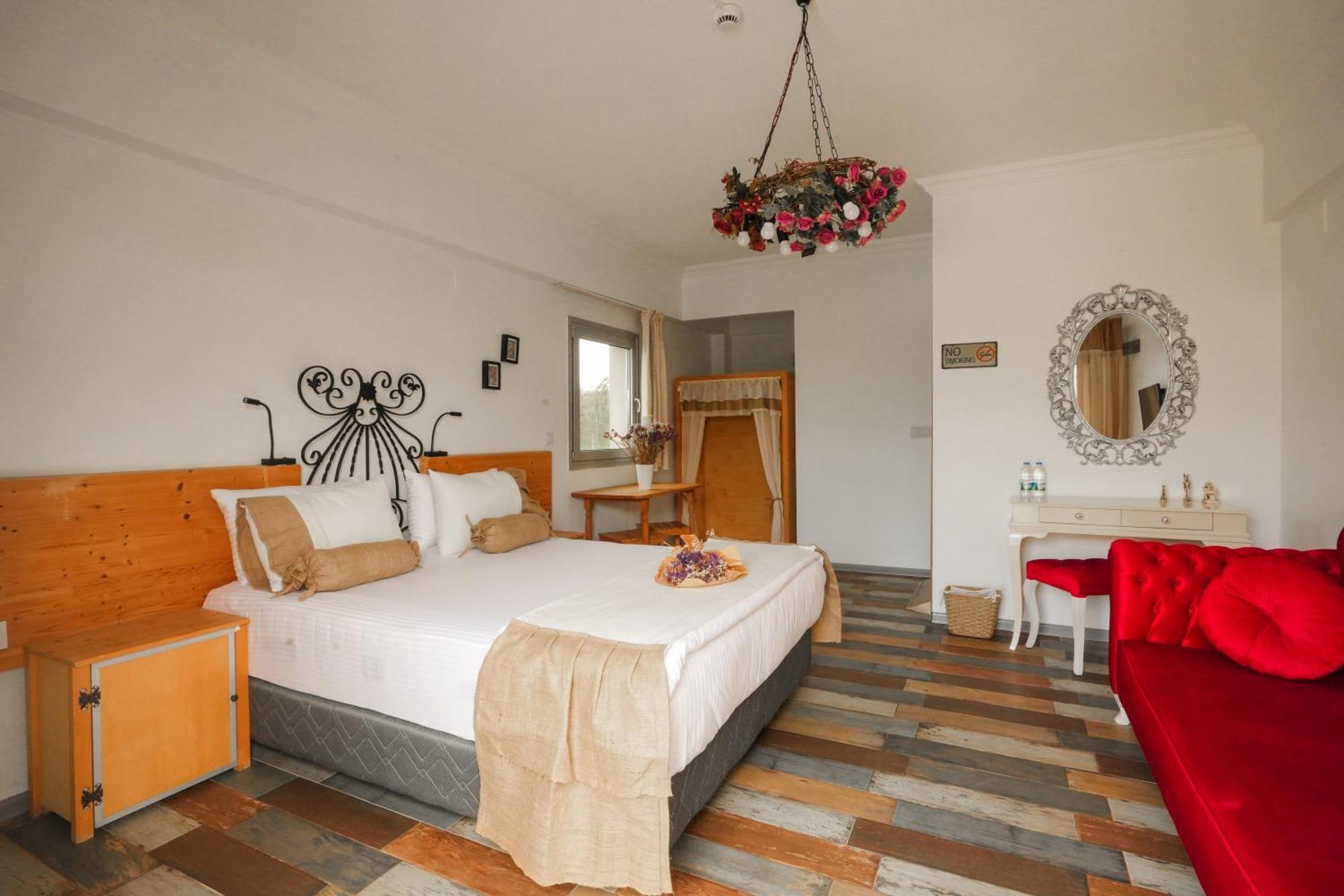 La Vida Otel Urla Eksteriør billede
